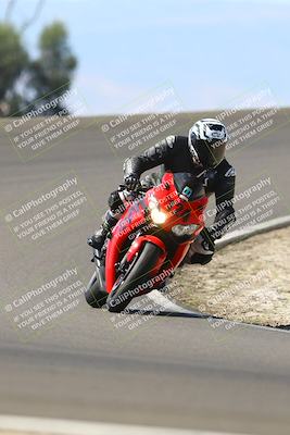 media/Sep-21-2025-TrackDaz (Sun) [[277c75b276]]/B Group/1220pm (Turn 2)/